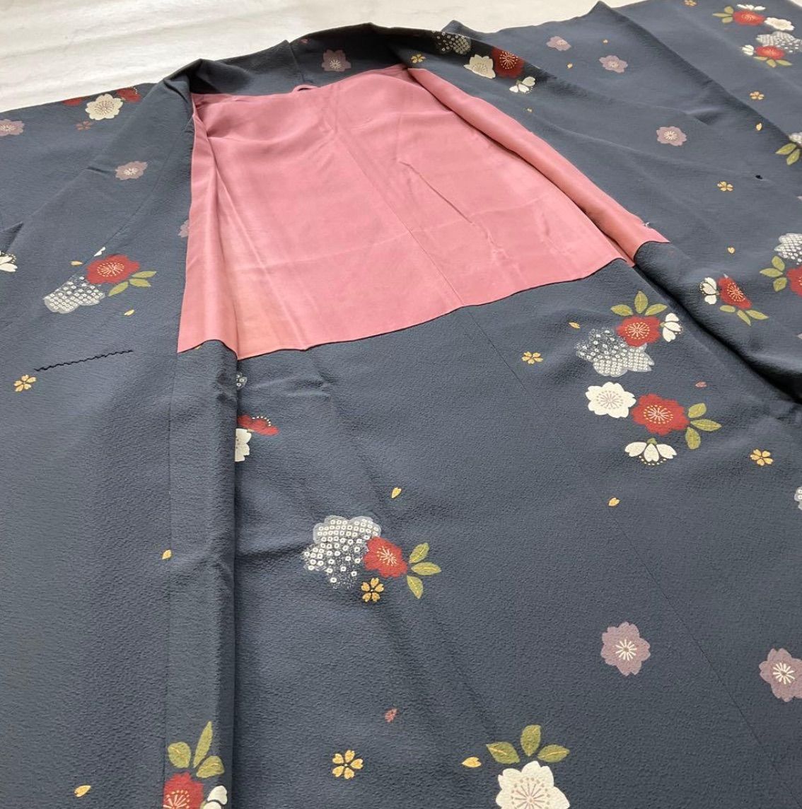  kimono one kimonoarisa 厳選 美しい上質な縮緬のロング道中着コート 正絹 裄長 裄67.5丈95.5 羽織 着物 浴衣