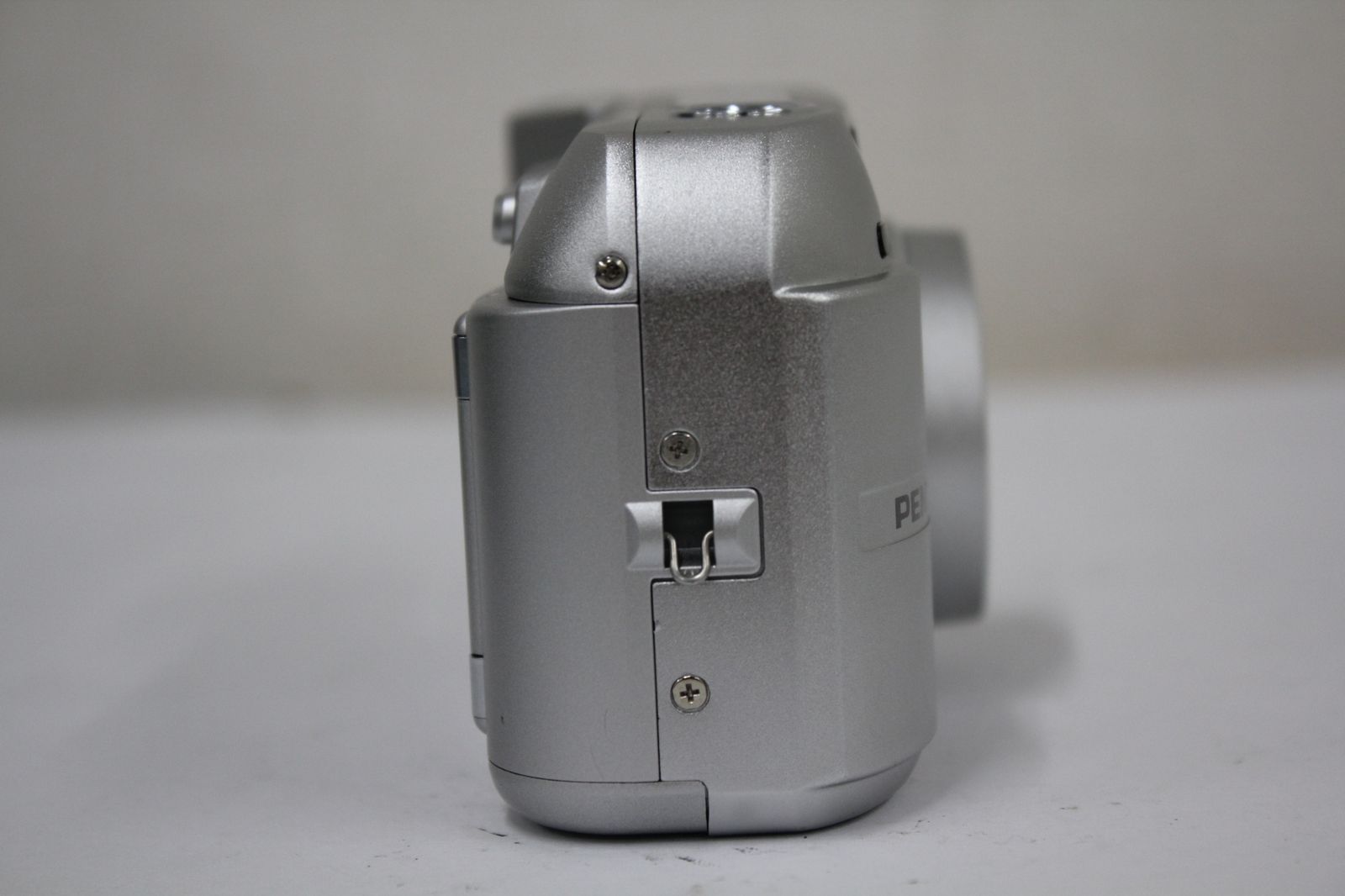 コンパクトカメラ