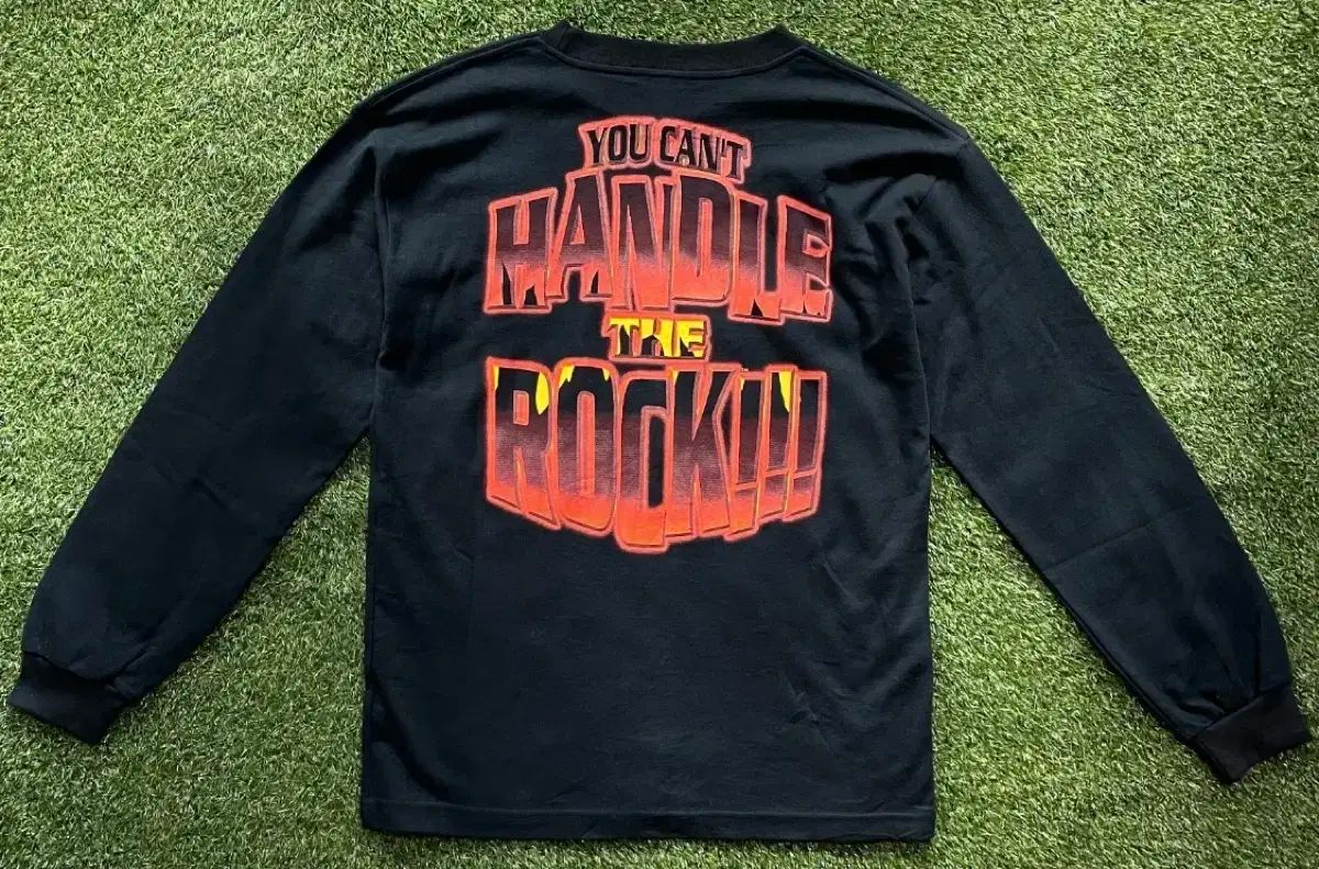 2002 ヴィンテージ WWF ザ ロック レスリング シャツ