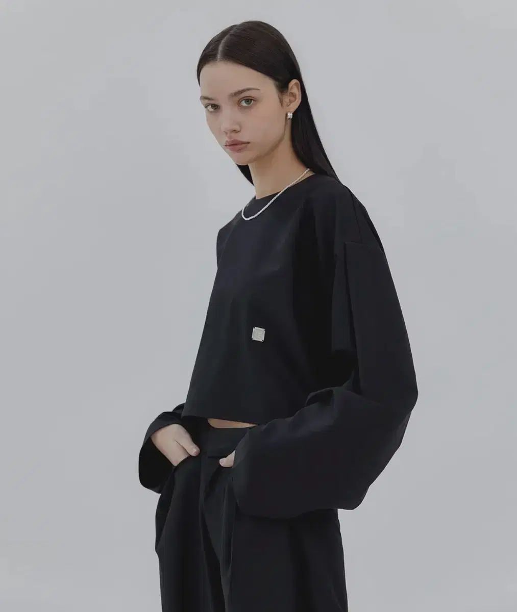 トリミングバード クロップド ピンタック セットアップ ブラウス ブラック