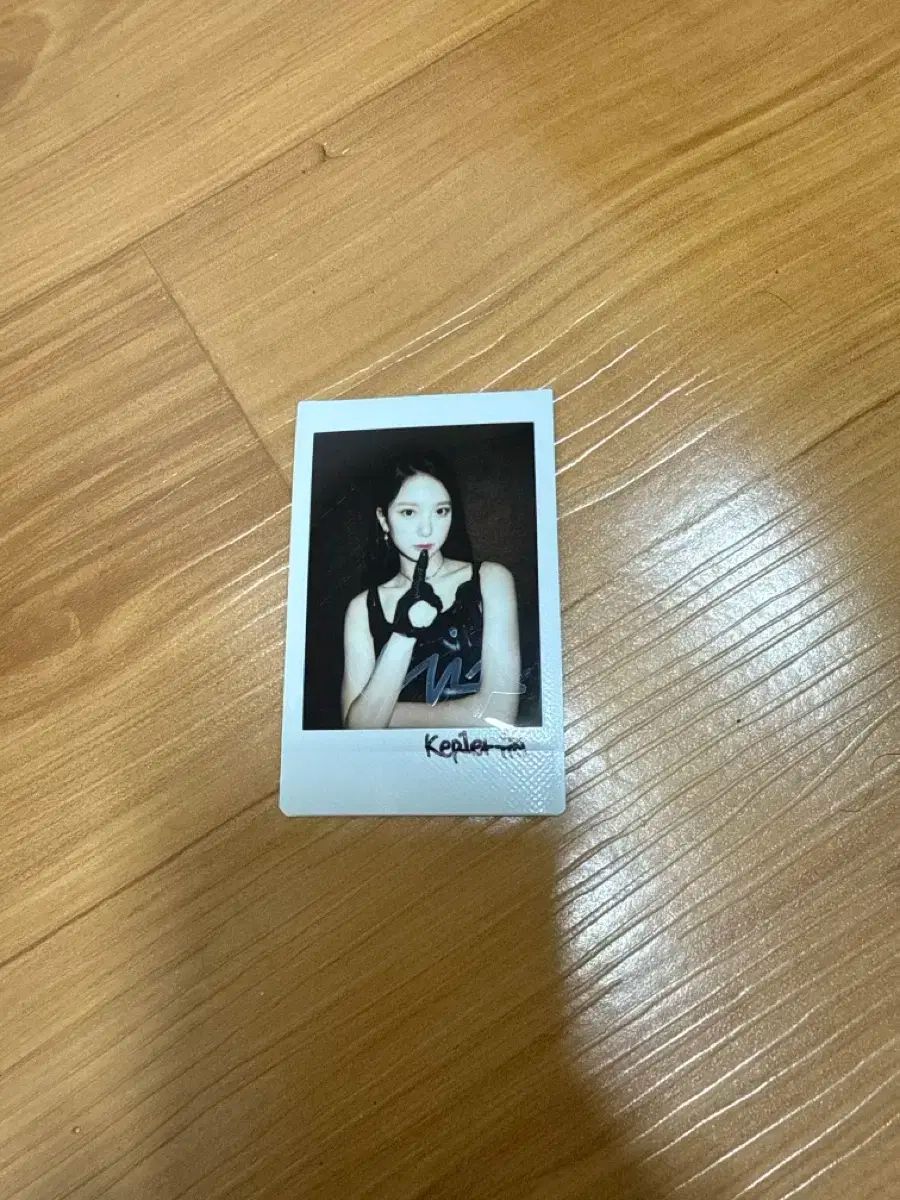Kep1er ケプラー ユジン YUJIN サイン チェキ ポラロイド