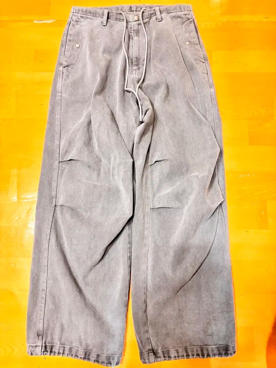 2 25ss Hatchingroom スノージーンズ グレー