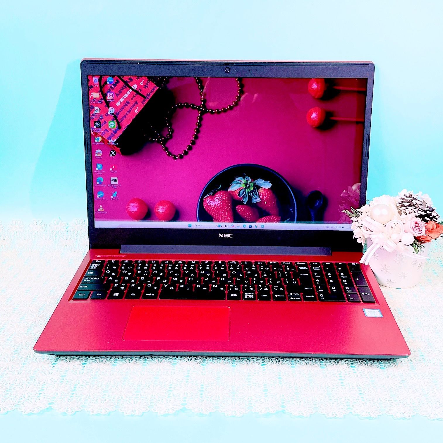 美品✨️バッテリー良好❣️第8世代Corei7✨️薄型ノートパソコン 爆速