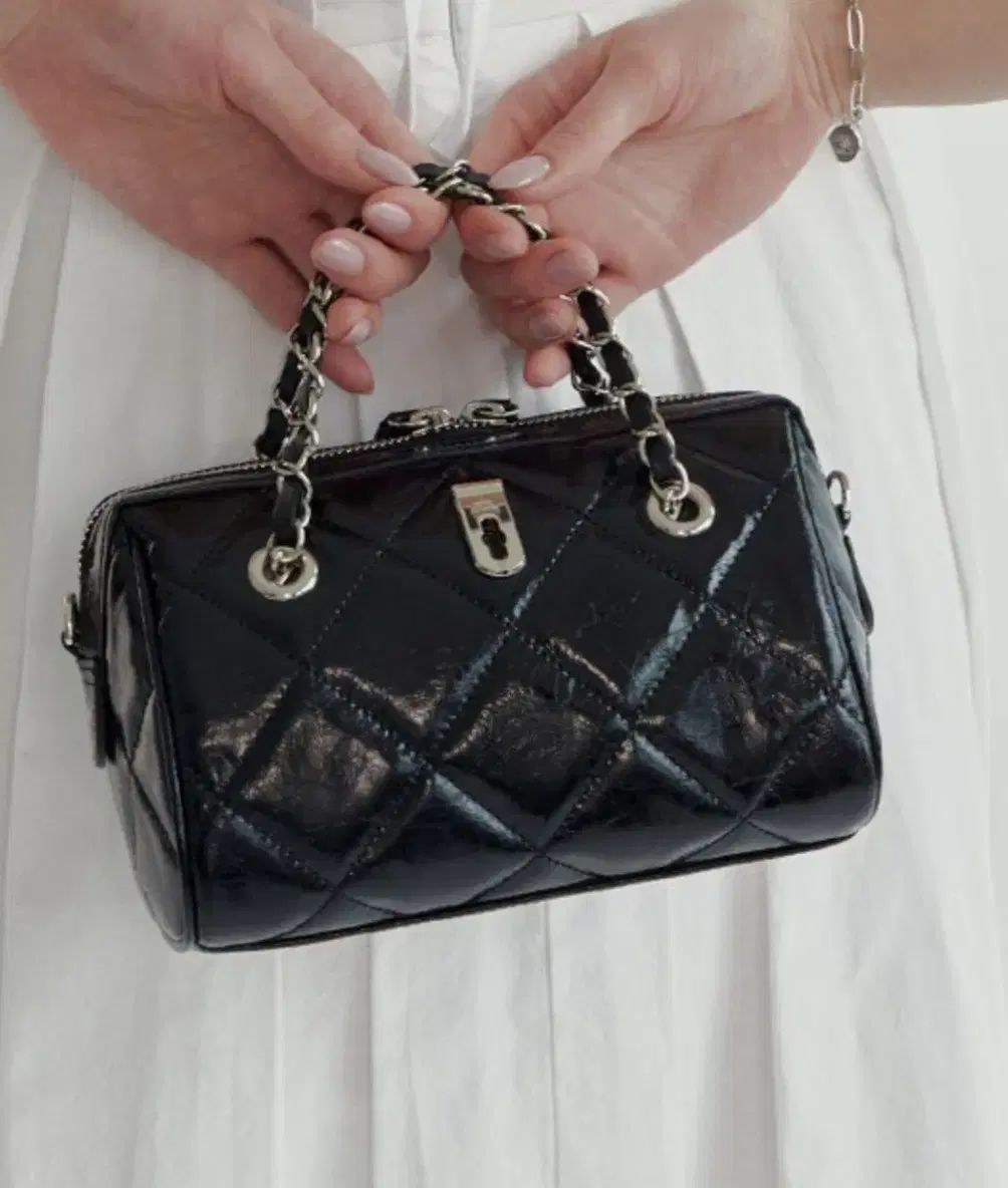 ボストンバッグ