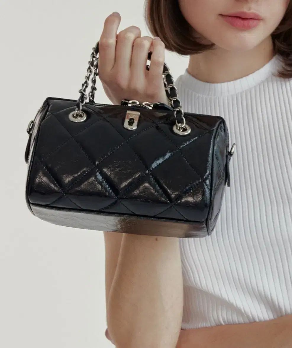  LOVEチャーム ボストンバッグ メッセンジャーバッグ ショルダーバッグ