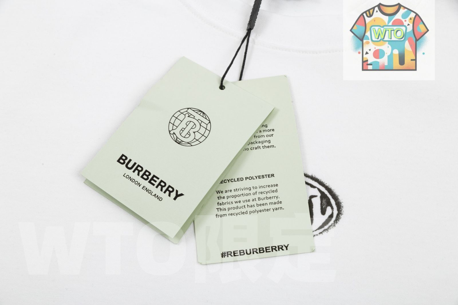 ロゴプリント クルーネックTシャツ