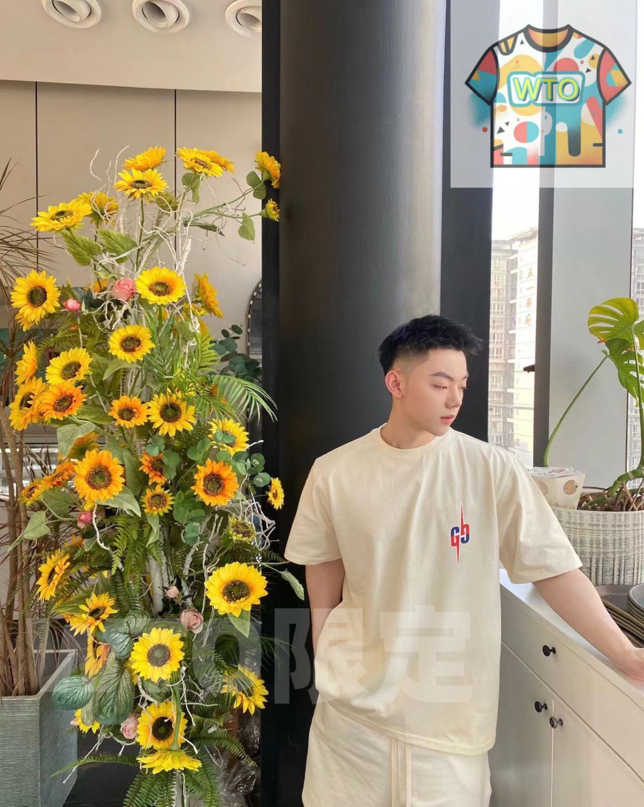 サンダーボルトプリントTシャツ