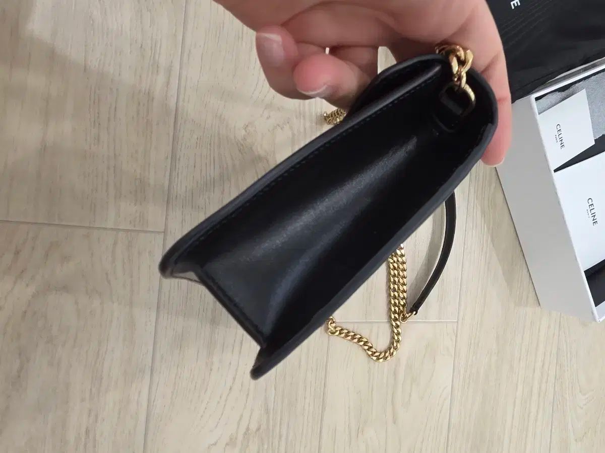 マーゴ チェンジ財布