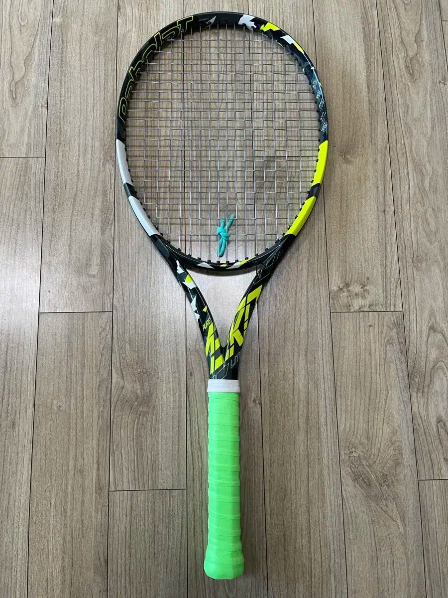 BabolaT バボラ ピュアエアロ ライト テニスラケット