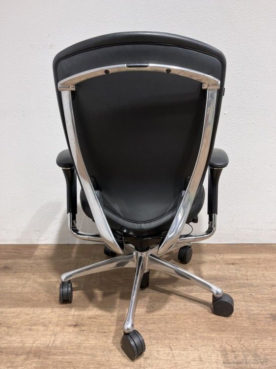 可動肘付コンテッサチェア