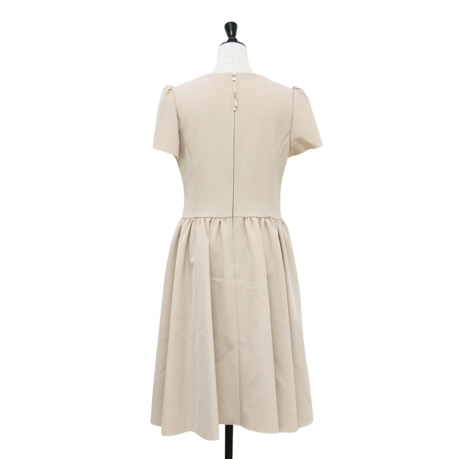 FOXEY YORK フォクシーニューヨーク ワンピース ピンクベージュ サイズ 40 L 21秋冬 ドレス ニュークラシック ミディ丈 半袖 クルーネック サイドギャザー フ トップス レディース