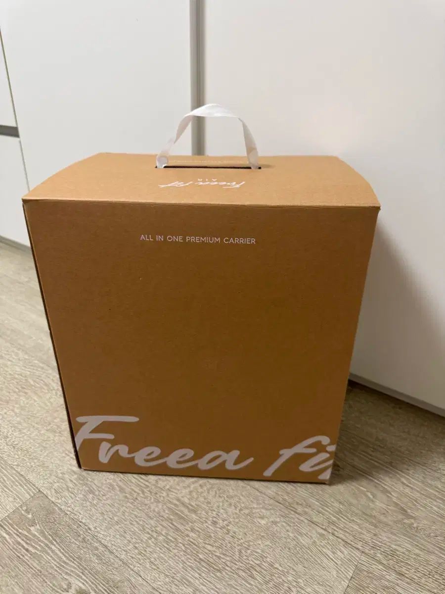 ファウブ オールインワン ベビーキャリア 完全 ベージュ