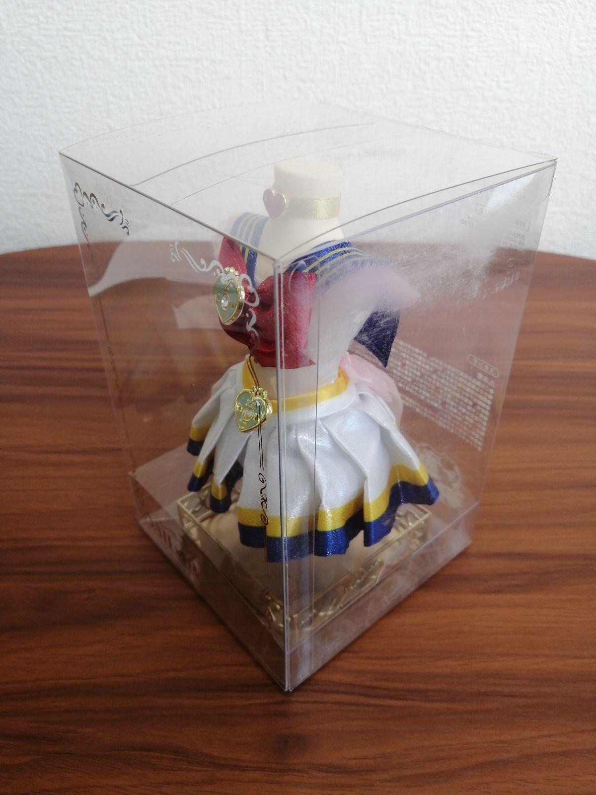 USJ限定】セーラームーン トルソー型 アクセサリースタンド 箱付き