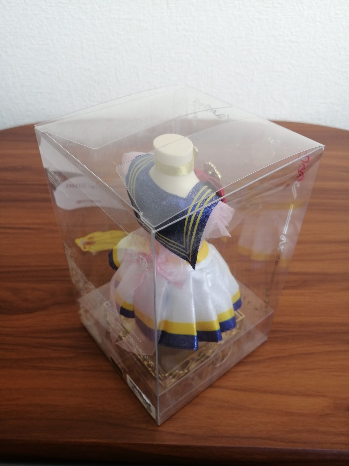 USJ限定】セーラームーン トルソー型 アクセサリースタンド 箱付き