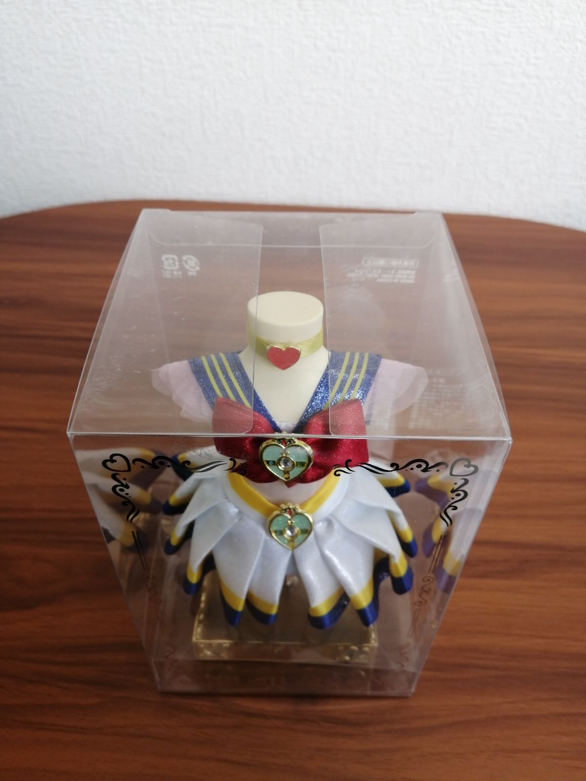 USJ限定】セーラームーン トルソー型 アクセサリースタンド 箱付き
