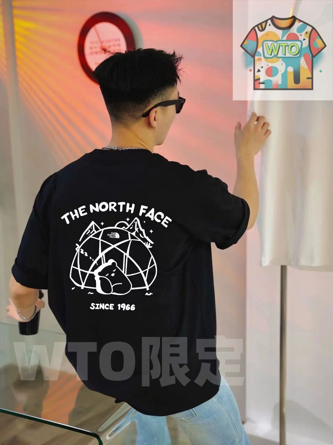 と同じデザイン 前後ロゴのクマとキャンプアルファベット