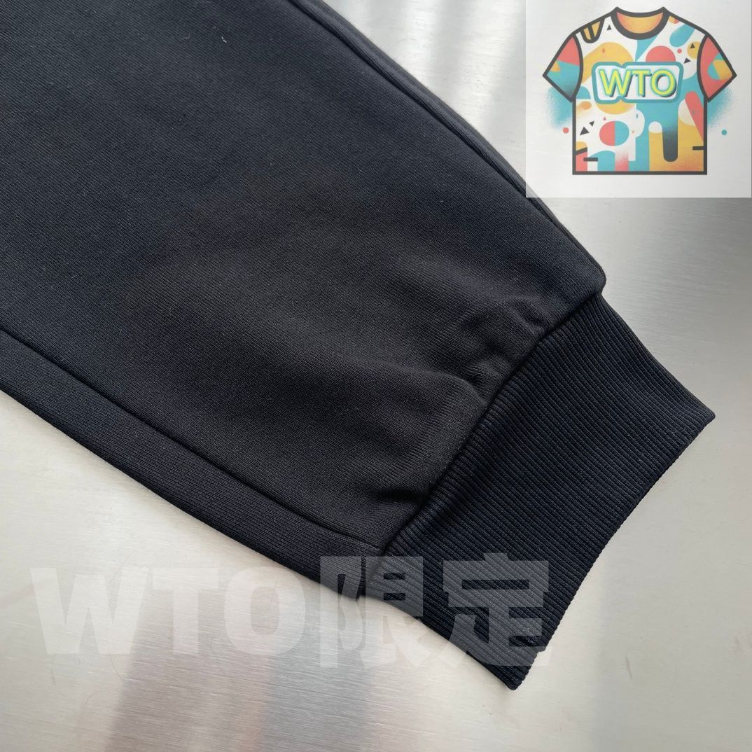 男性用セーターパンツ