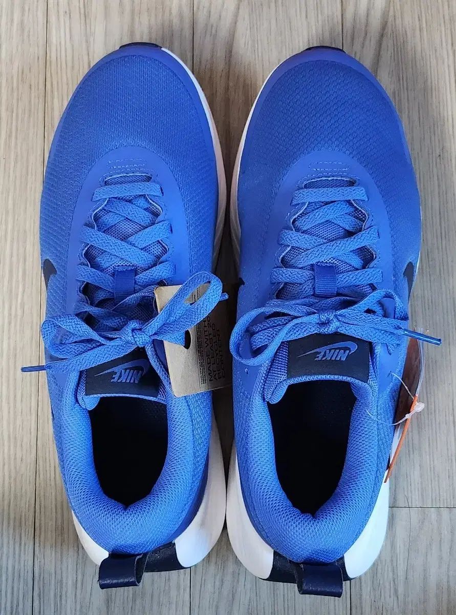 ウォーキング 275