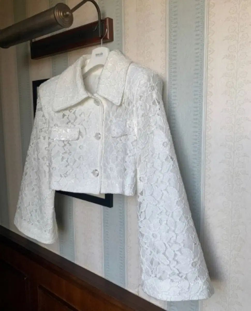 ソークッキー 白 ローレン レース クロップド ジャケット スカート セット