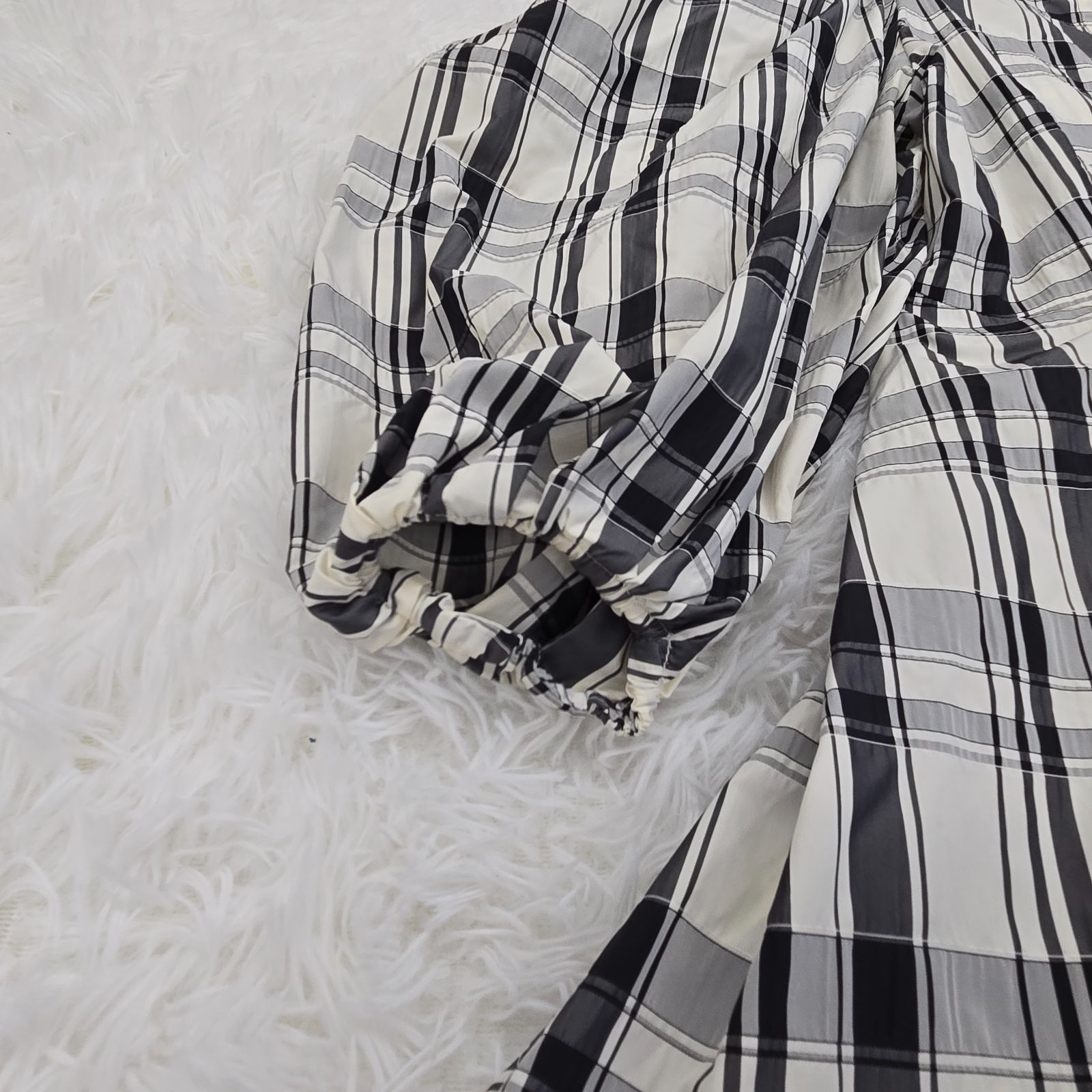 ロゴボタン バンド