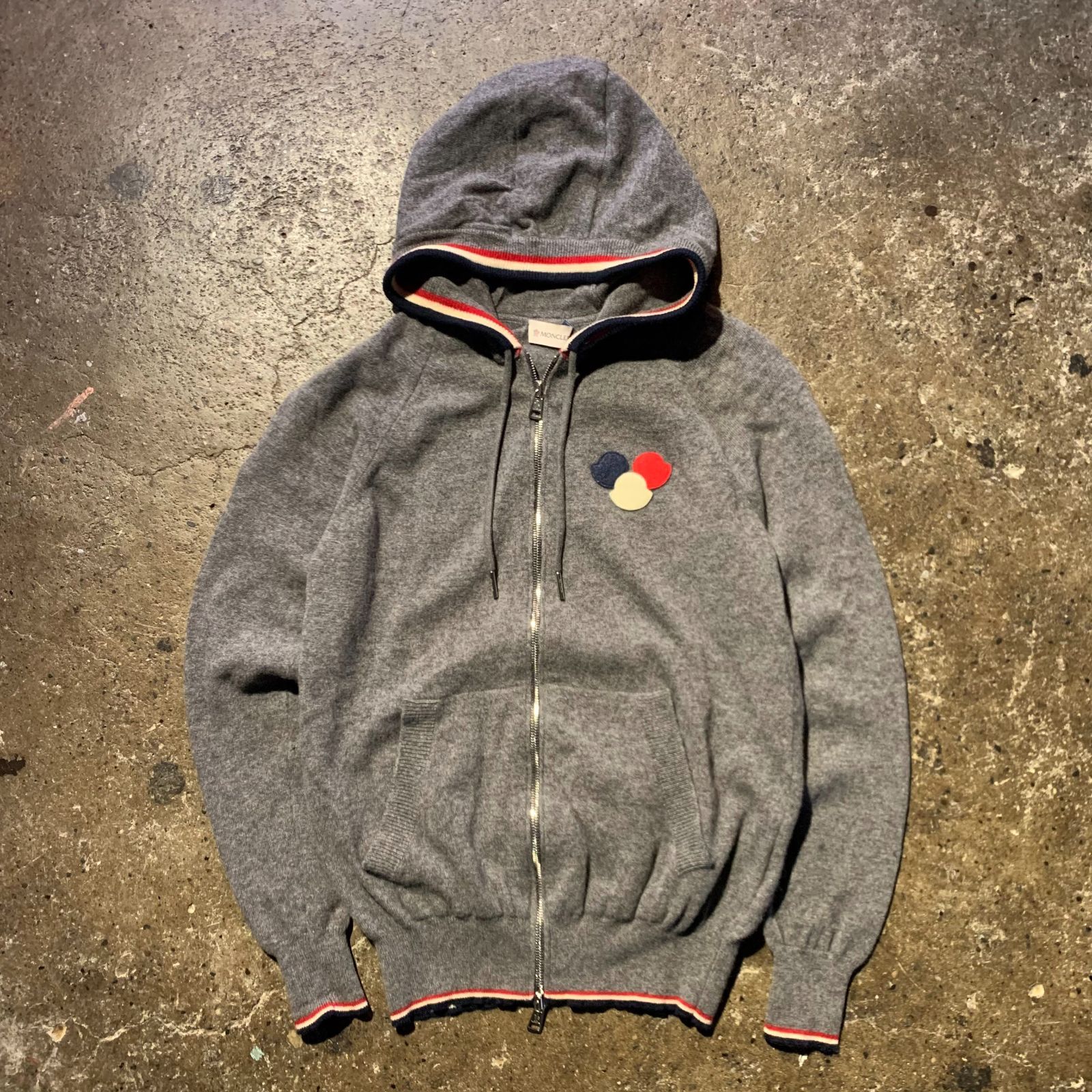 MONCLER 17aw MAGLIONE TRICOT CARDIGAN ロゴパッチ グレー S モンクレール ジップアップ ニット パーカー