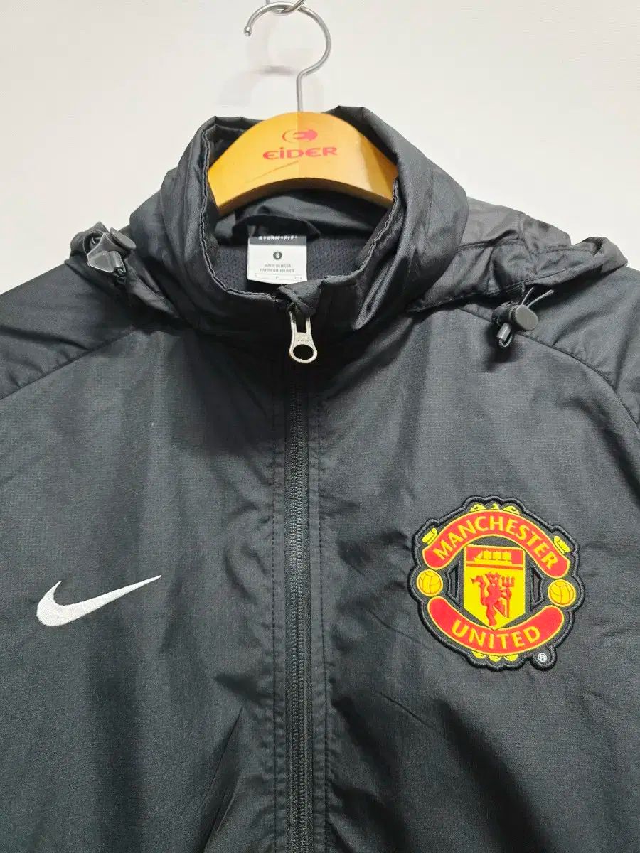 NIKE マンチェスター ユナイテッドFC ウィンドブレーカー WHO ジャケット ブラック