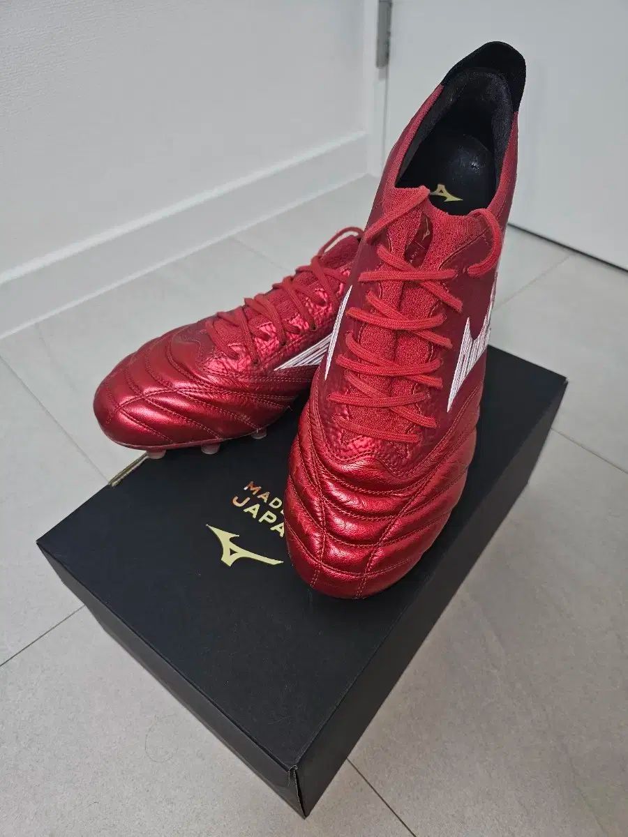 ミズノ モレリア NEO4 ベータ ジャパン MD 270