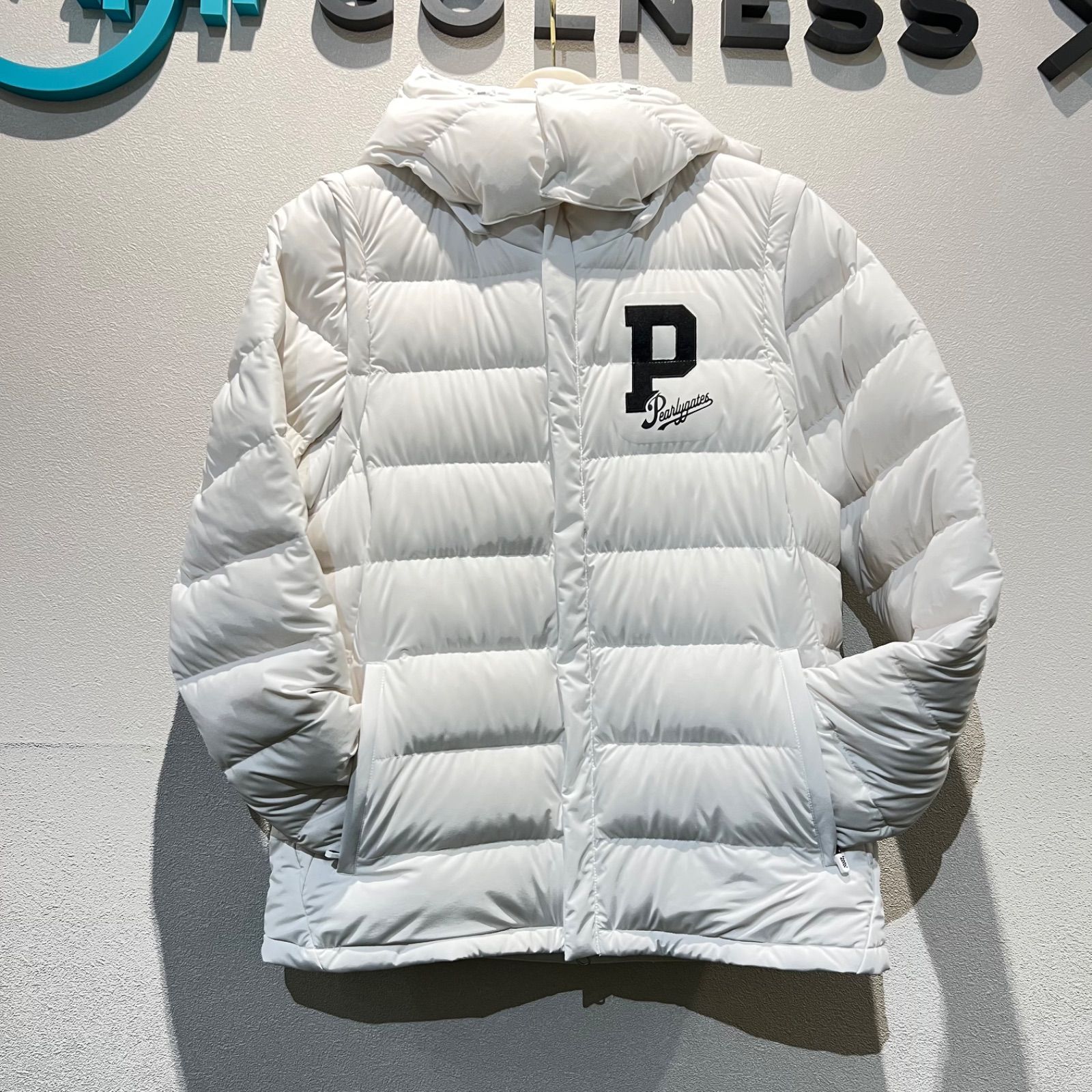 PEARLY GATES Nyストレッチタフタダウンジャケット サイズ5 L