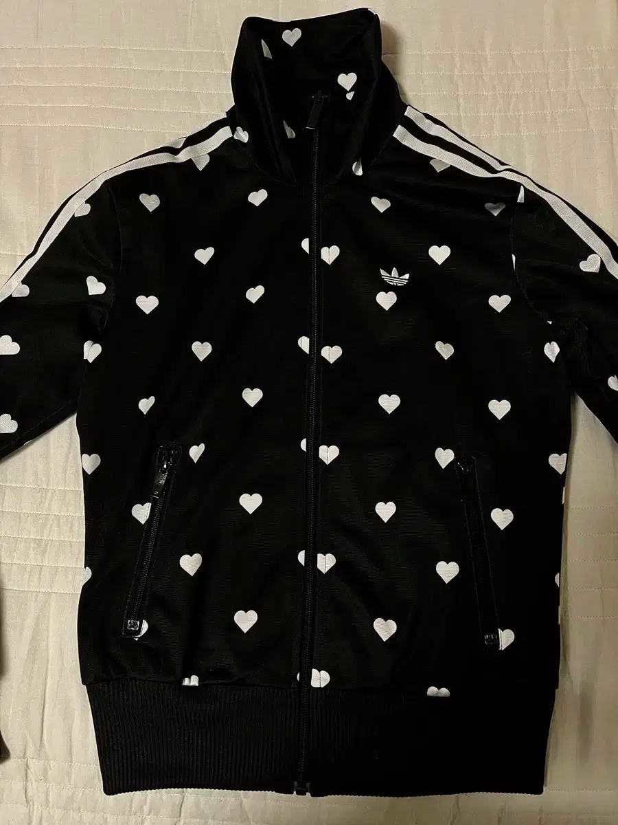 ジップアップ S