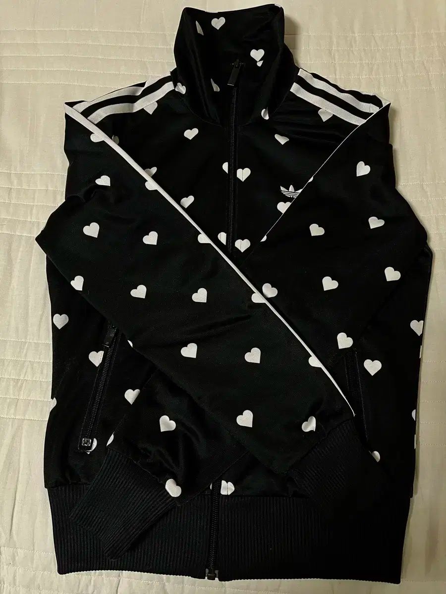 ジップアップ S