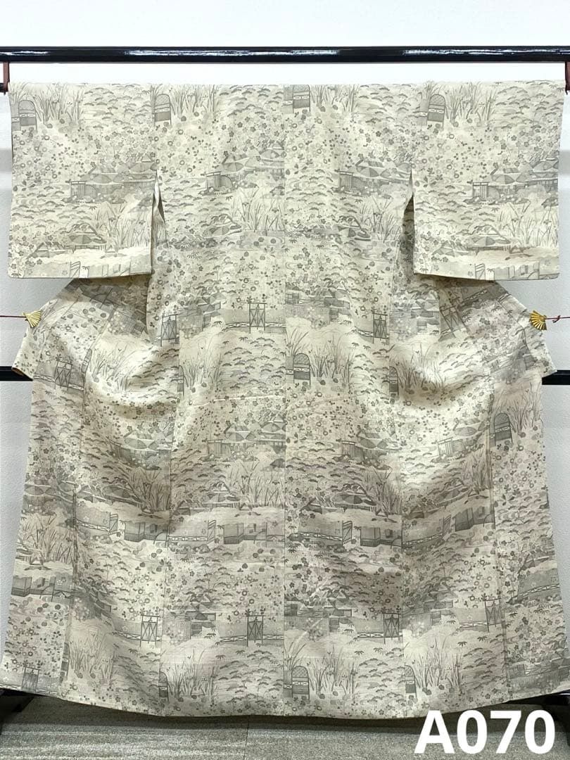 しょうざん 生紬 小紋 アヤメ 梅 松 正絹 A070