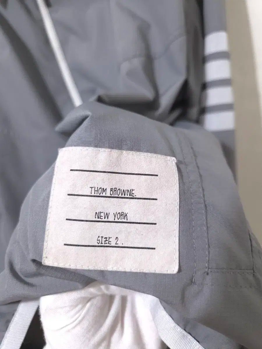 級 2Size トム ブラウン リップラム ウィンドブレーカー ジャケット ODELLYA_COM