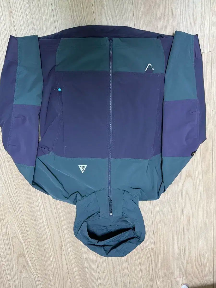 ナイキ acg サンフェーラ ジャケット アジア M