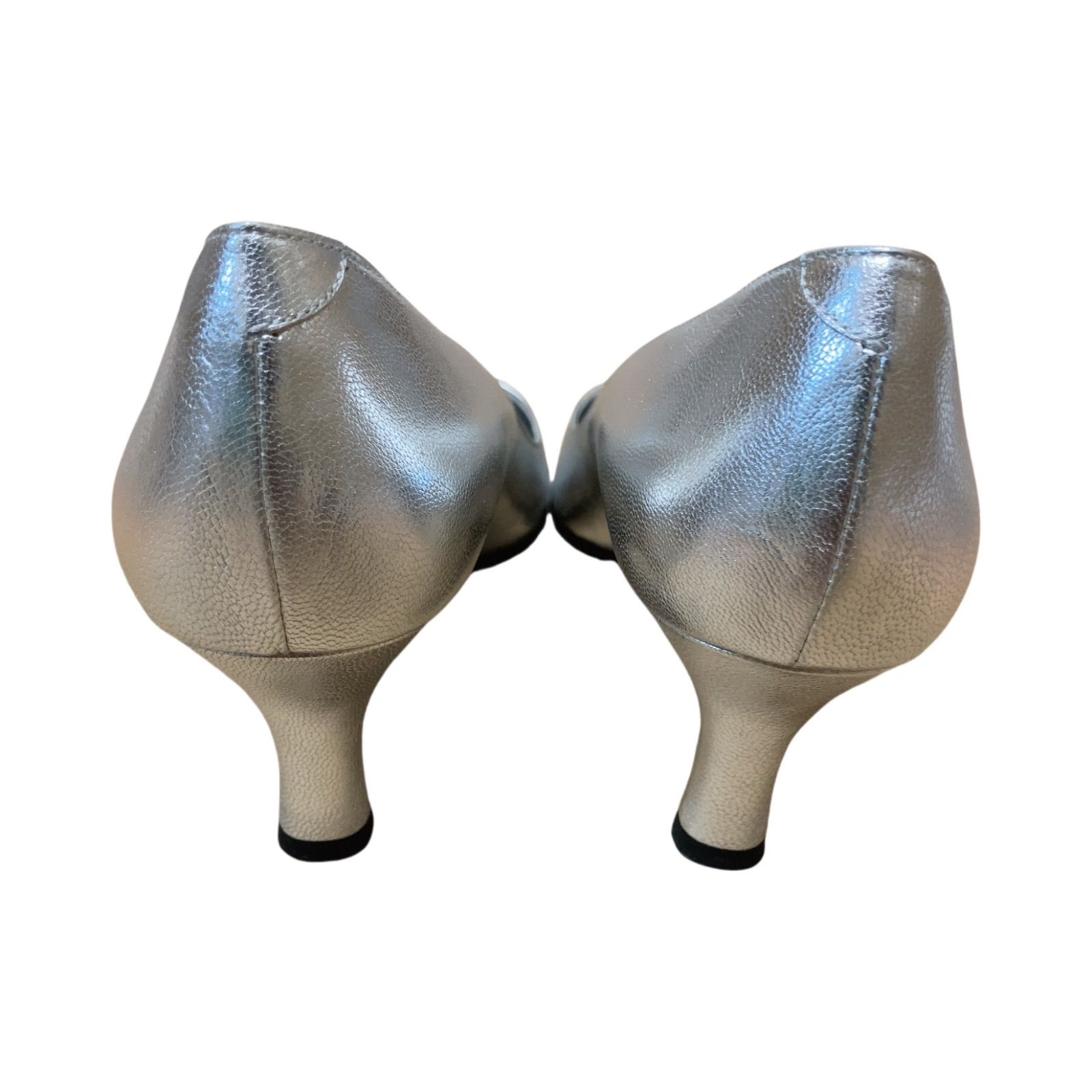 DIANA ダイアナ グリッター ポインテッドトゥ パンプスシルバー23.0cm Z1579 【新古品】Diana ダイアナ ポインテッドトゥ パンプス