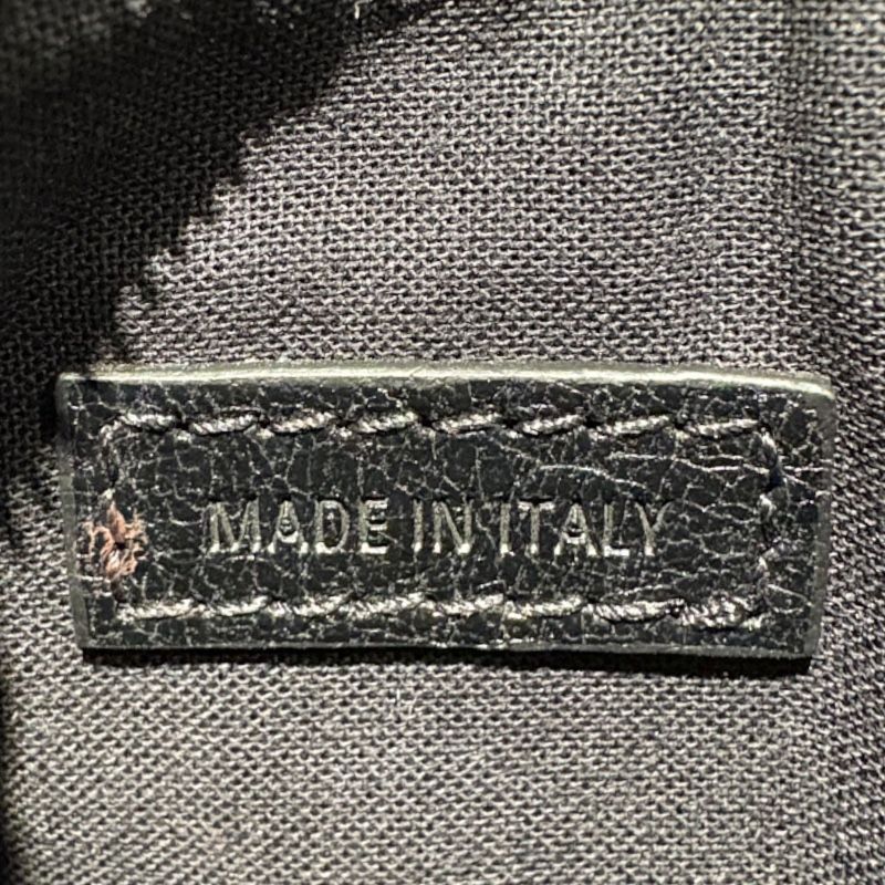 バレンシアガ BALENCIAGA