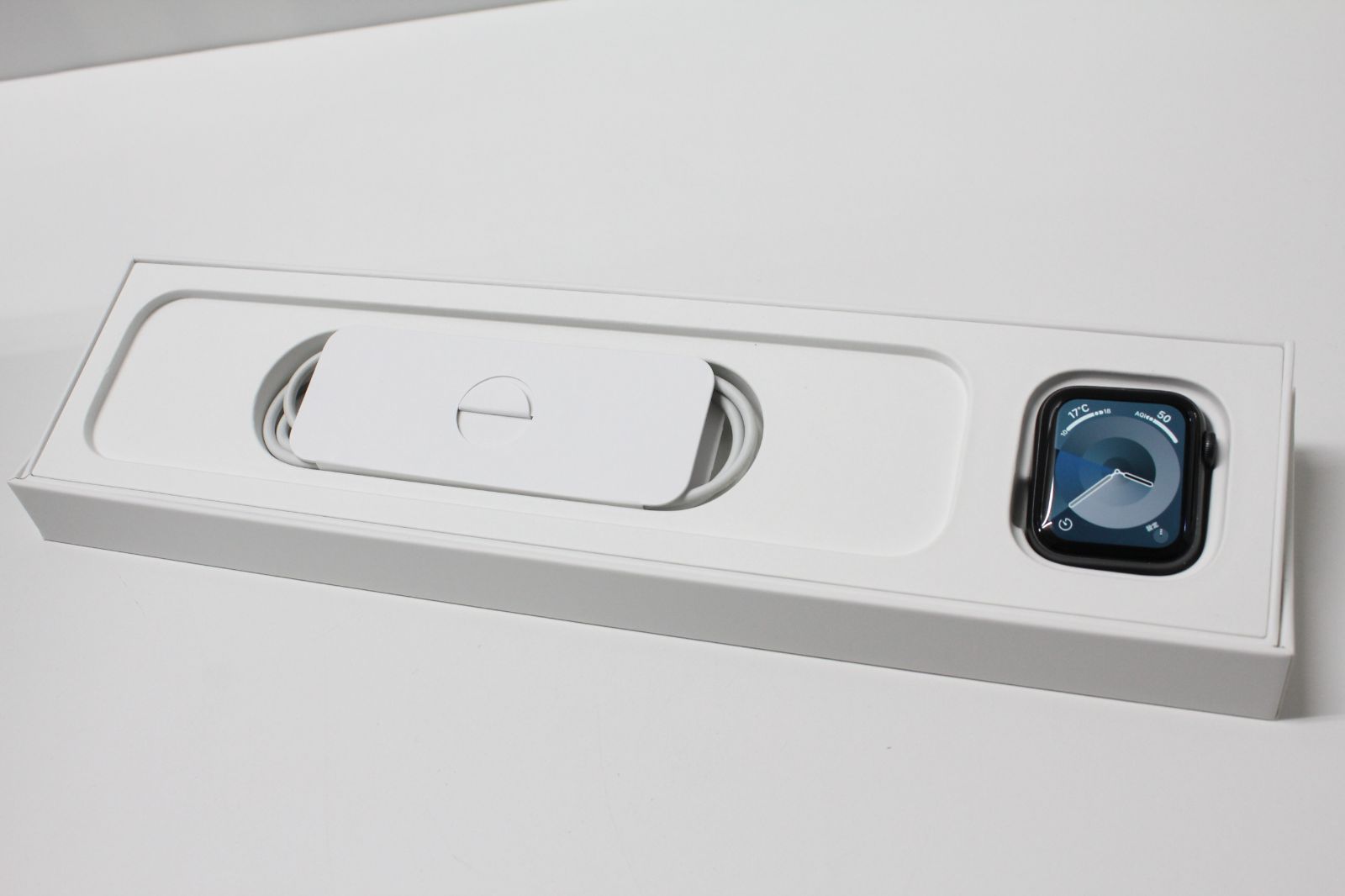 Apple Watch SE 第1世代 GPS 40mm A2351 MTDO2J A