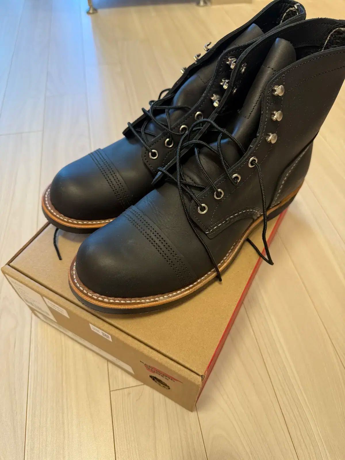 レッドウィング アイアンレンジャー 8084 ブラックハニ 270D