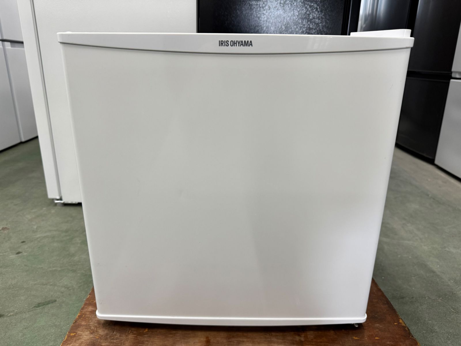 大阪送料無料☆3か月保障付き☆冷蔵庫☆アイリスオーヤマ☆1