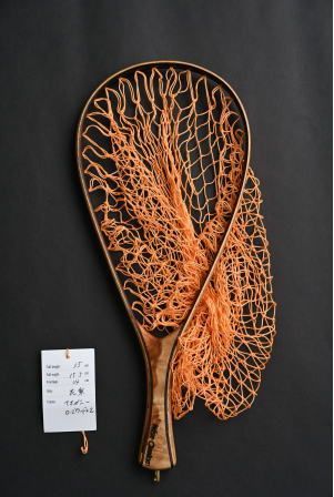 ワイズカスタム ランディングネット35ｃｍストレート グリップﾟ 花梨瘤 ネット ホットオレンジ25110010 手編みネットはクレモナ糸1本で編み込んであります 発送方法 クロネコヤマト宅急便 当店はワイズカスタム社の正規ディーラーです