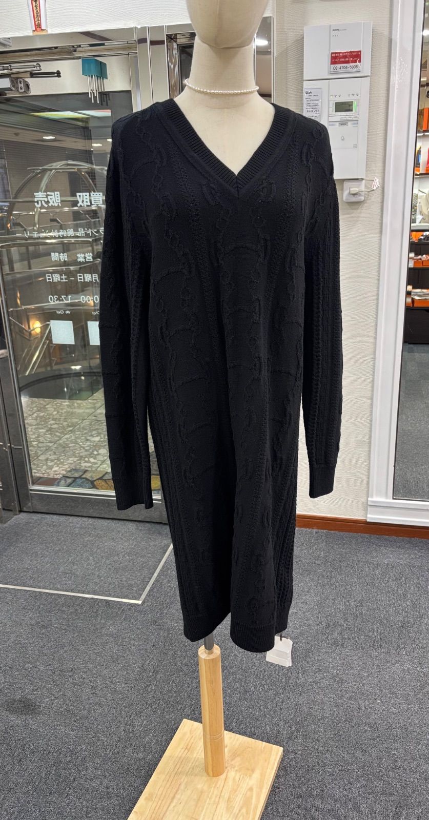 エルメス HERMÈS ブラック ニットワンピース Vネック 38サイズ