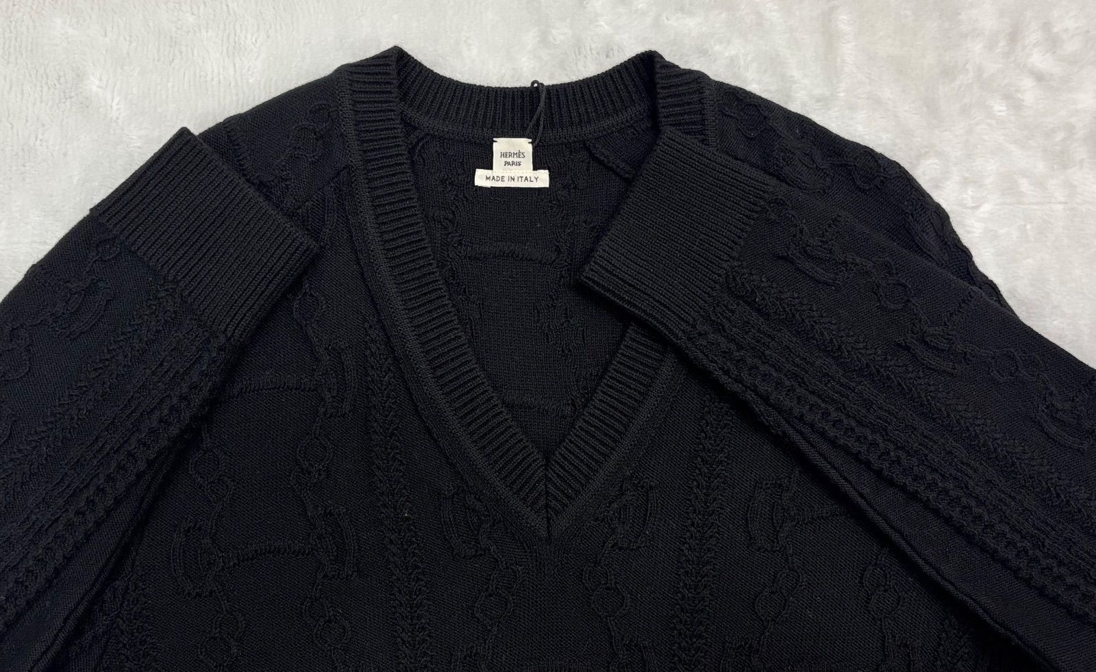 ブラック ニットワンピース