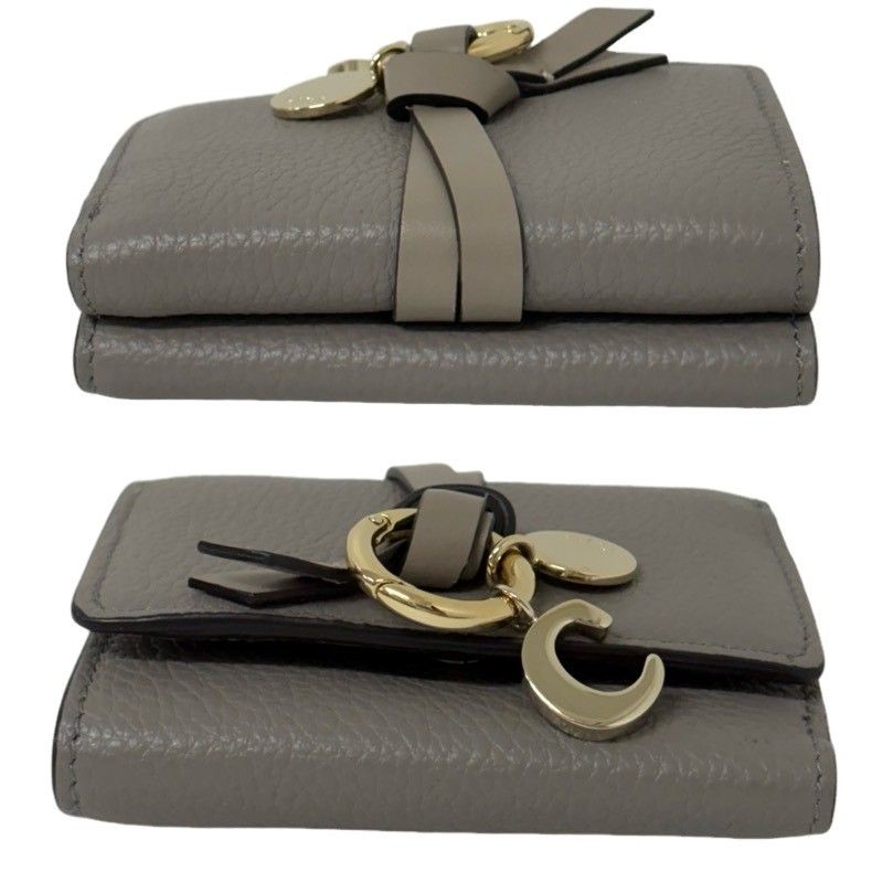 Chloe クロエ Alphabet アルファベット ミニトリフォールド グレー 本