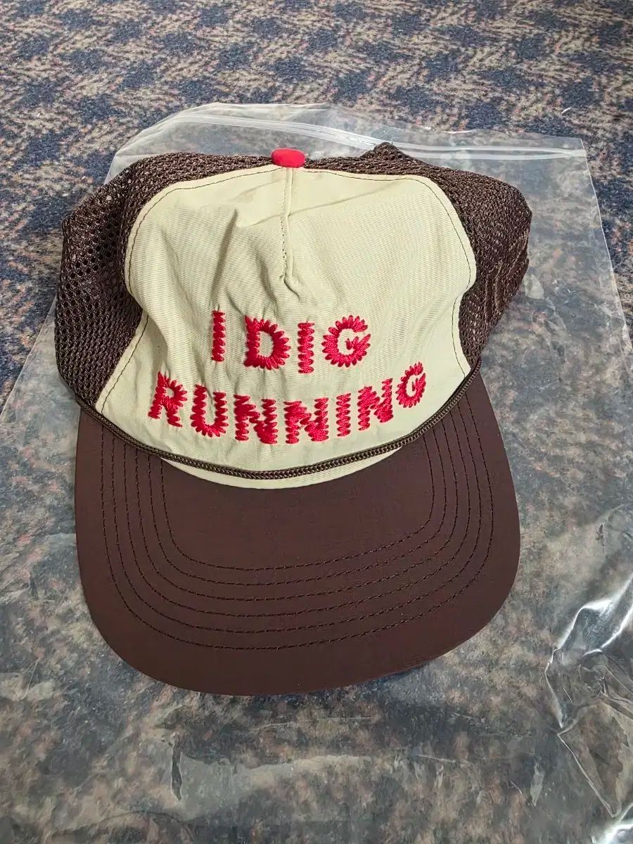 アレックスジョノ アイディグラニング I DIG RUNNING メッシュキャップ 帽子