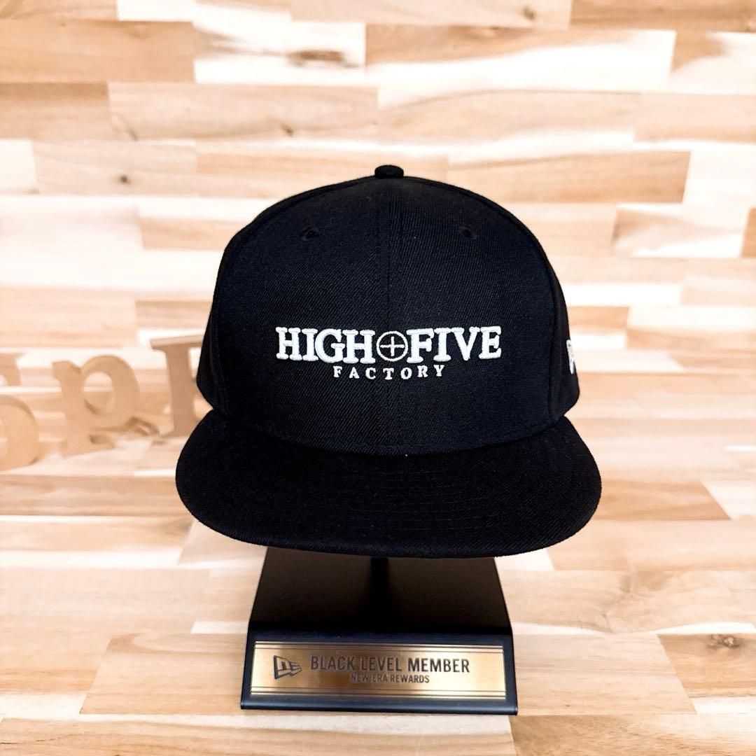 ニューエラ×ハイファイブ コラボ 立体3D刺繍 キャップ 黒×白