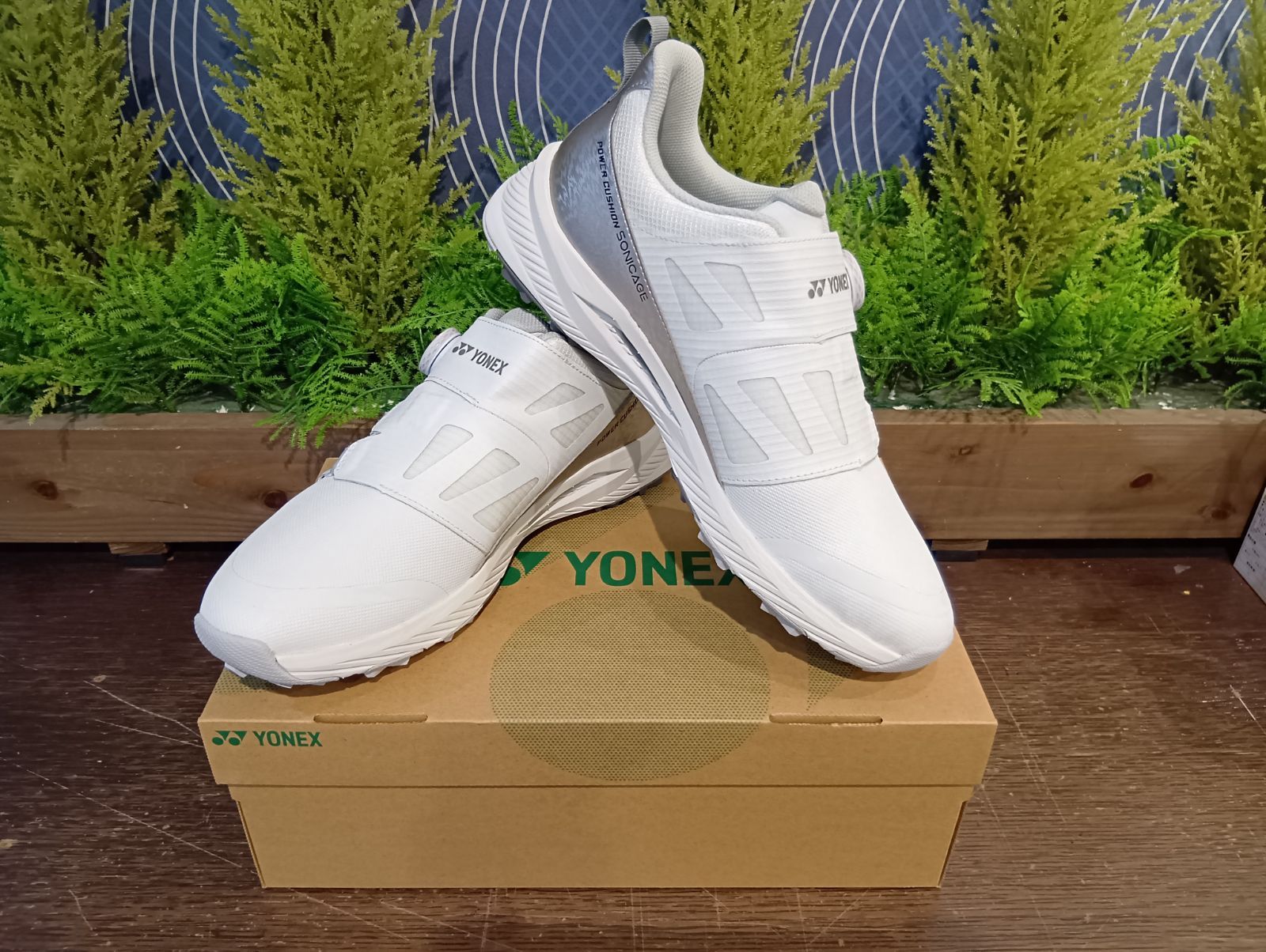 Sh YONEX ヨネックス ゴルフシューズ パワークッション ソニケージ2 ホワイト×シルバー メンズ 大崎店