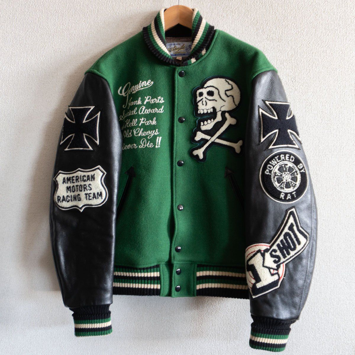 雰囲気抜群 WHITESVILLE フルデコ レザースリーブ スタジャン 40 スタジアムジャンパー ホワイツビル 25110494