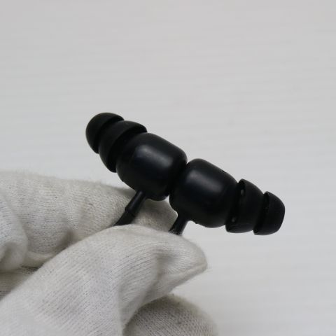 美品 Beats Flex ブラック 土日祝発送 即日発送 05000 - メルカリ