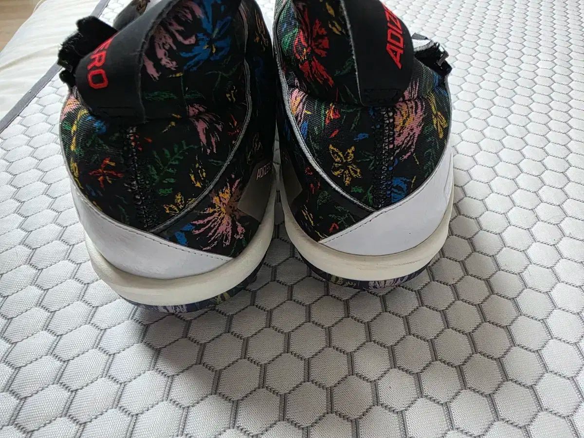 アディダス アディゼロ