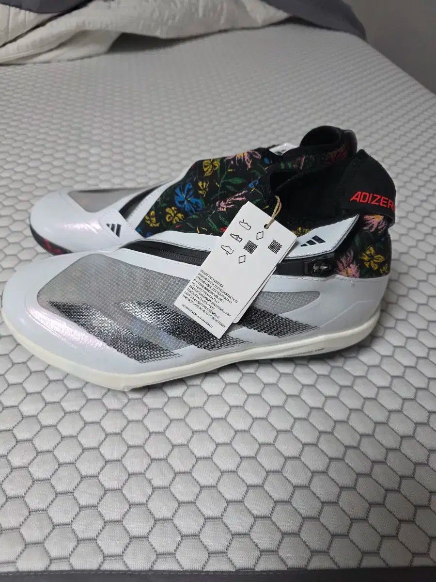 アディダス アディゼロ jrod 野球シューズ