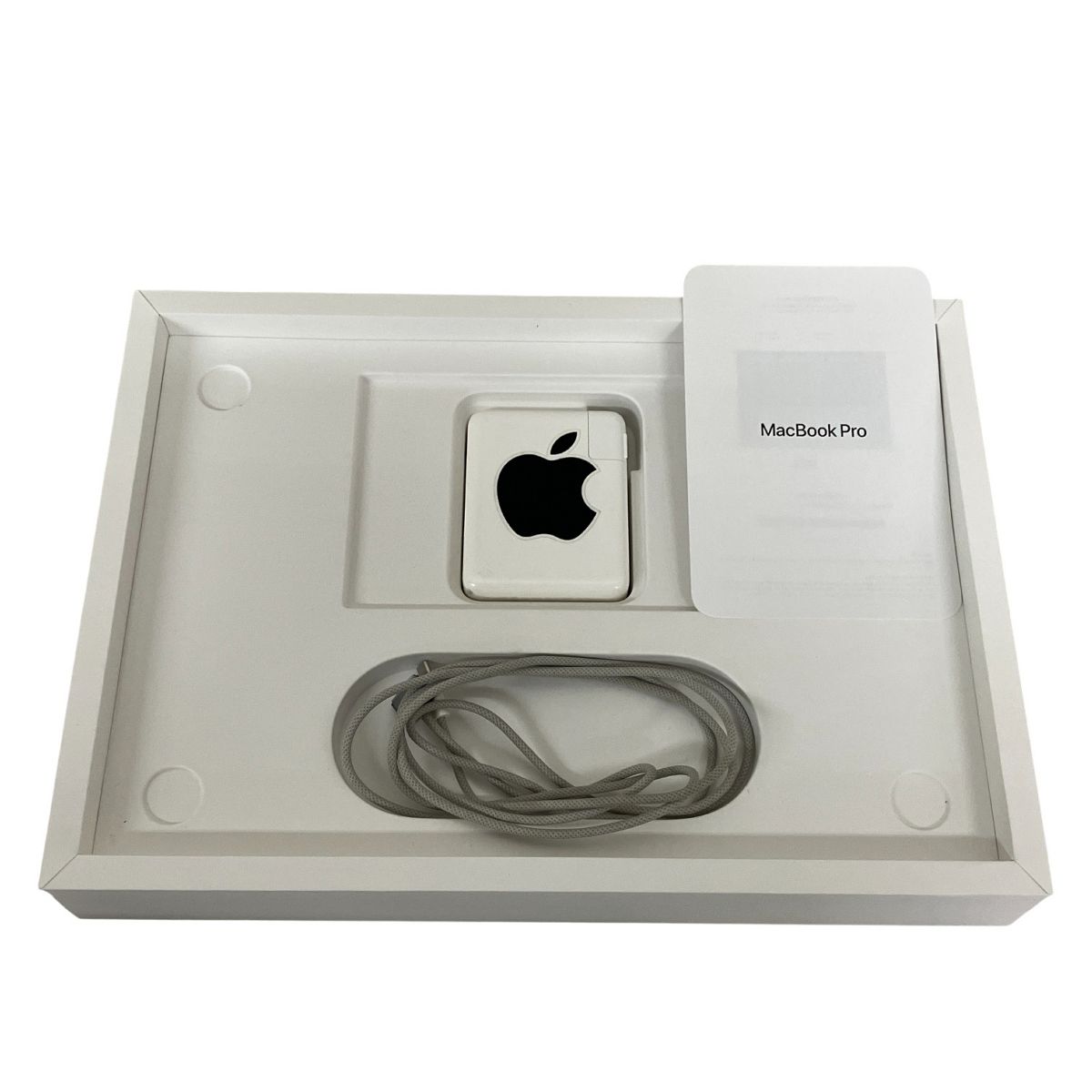 Apple MacBook Pro 16型 2025 MNW 93 J A M 2 ノート PC 16 GB SSD 1 TB 147回 Sonoma 訳有